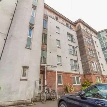 Pass The Keys Lovely 2Bedroom Flat With Balcony Единбург Екстериор снимка