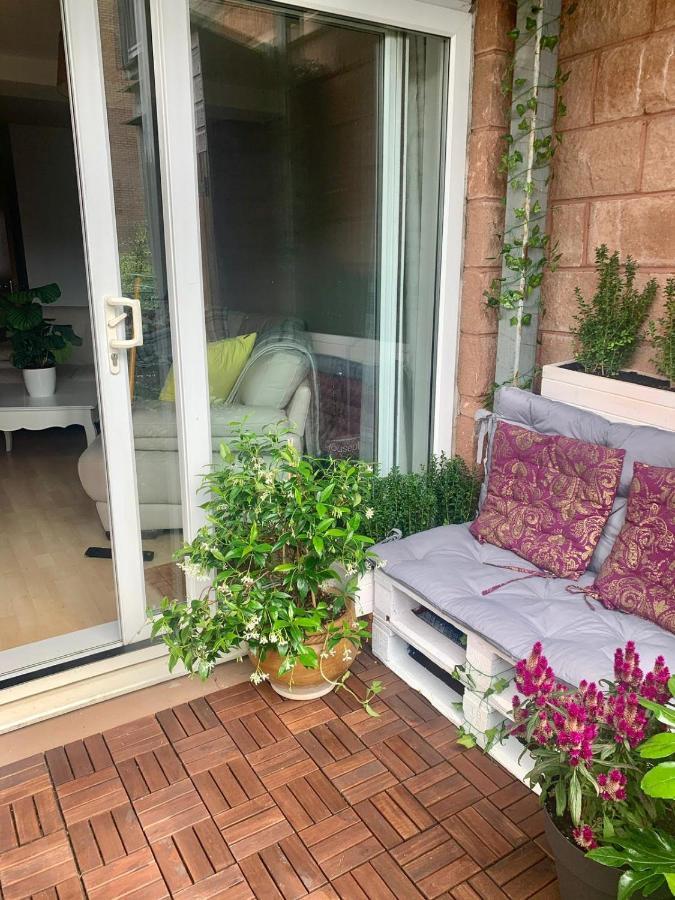 Pass The Keys Lovely 2Bedroom Flat With Balcony Единбург Екстериор снимка